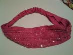 Daiktas plauku juosta rozine su karoliukais