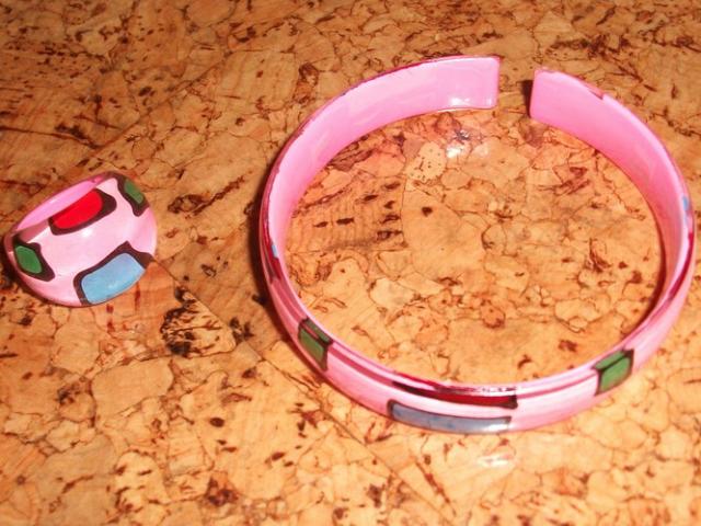 Daiktas Apyranke ir ziedas