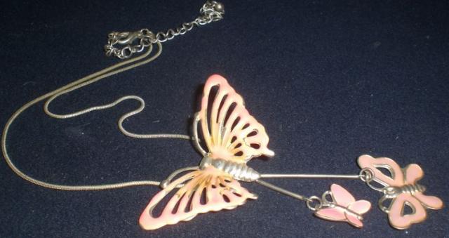 Daiktas Kaklo papuosalas