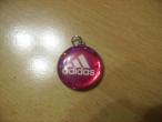 Daiktas adidas pakabukas