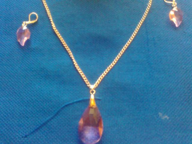 Daiktas Parduodu arba keiciu nauja papuosalu komplekta