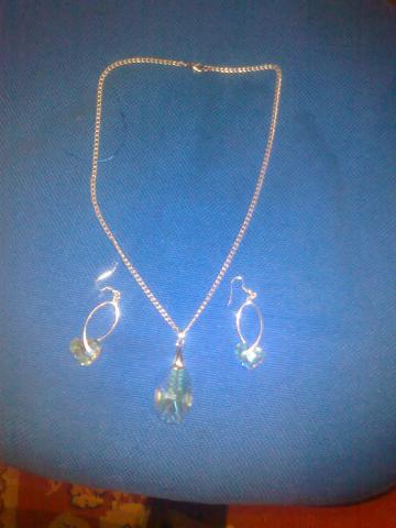 Daiktas Parduodu arba keiciu nauja papuosalu komplekta