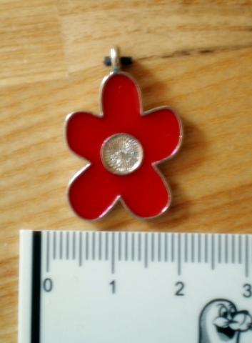 Daiktas Pakabukas - gėlytė