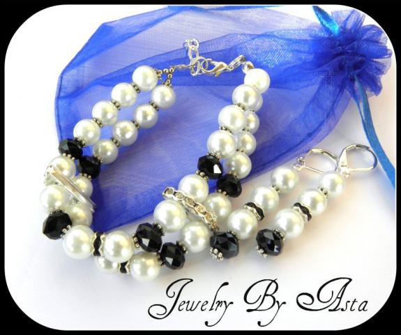 Daiktas Kristalai, dirbtiniai perliukai.