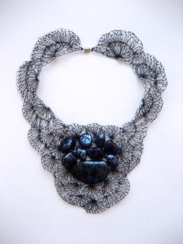 Daiktas Kaklo papuošalas