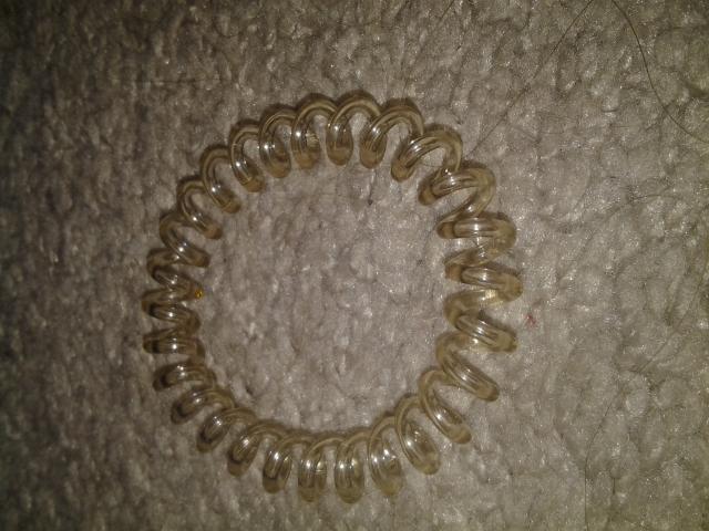 Daiktas moderni apyranke spirale visu dydziu rankai