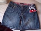 Daiktas Reserved šortai