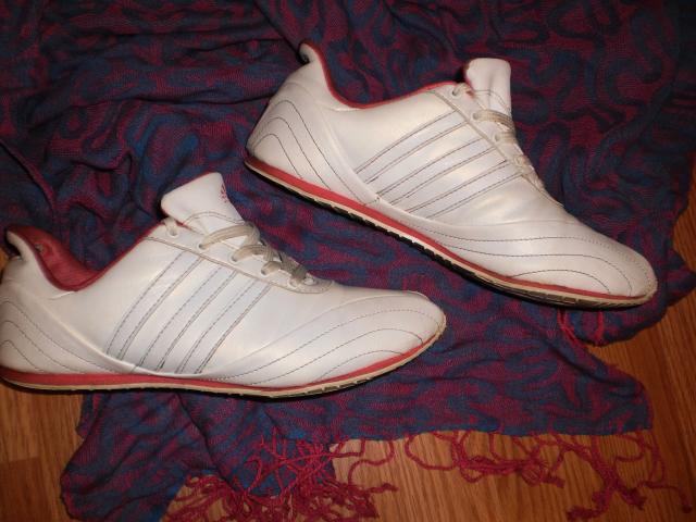 Daiktas adidas bateliai dydis 36 2/3