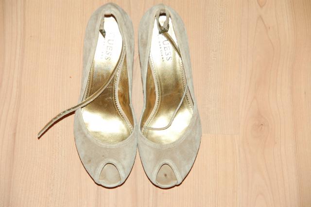 Daiktas Basutės Guess