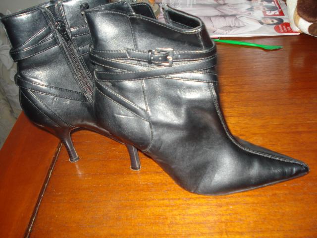 Daiktas Juodi aulinukai