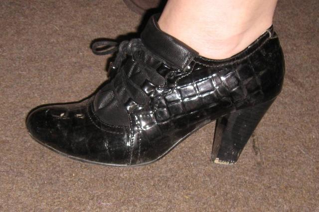 Daiktas Aukštakulniai bateliai