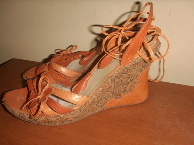 Daiktas Surisamos naturalios odos