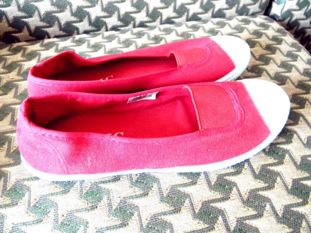 Daiktas Raudoni bateliai