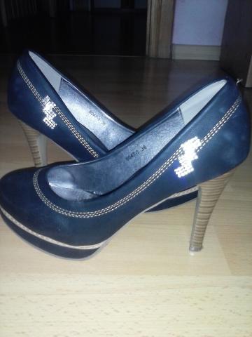 Daiktas Nuostabus aukštakulniai