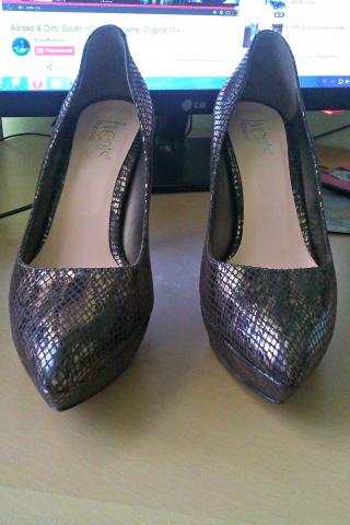 Daiktas aukstakulniai