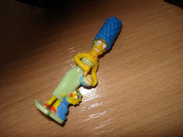 Daiktas Simpsonu laikrodis ir mardzes statulele