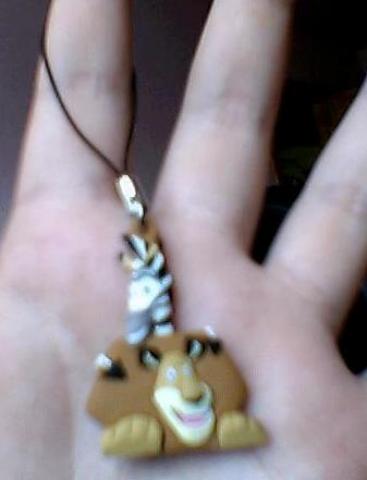 Daiktas telefono pakabukas