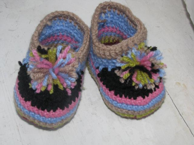 Daiktas megzti batukai-kojinytes