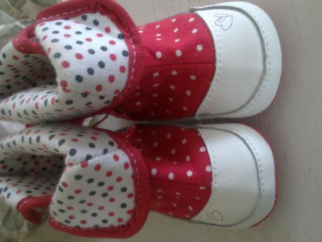 Daiktas Nuostabaus grožio odiniai batukai mergytei 3-6 mėn.