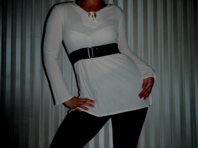 Daiktas Balta moteriška palaidinė