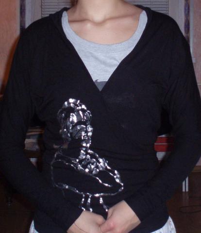 Daiktas Juoda palaidine su kapisonu