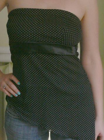 Daiktas Juoda berankovė palaidinė su žirniukais