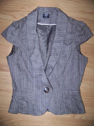 Daiktas Svarkas trumpom rankovem + dovanu suknele