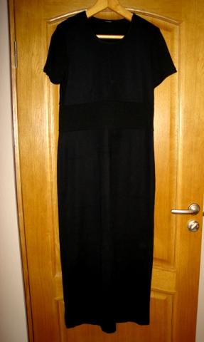 Daiktas Ilga juoda suknė, L.