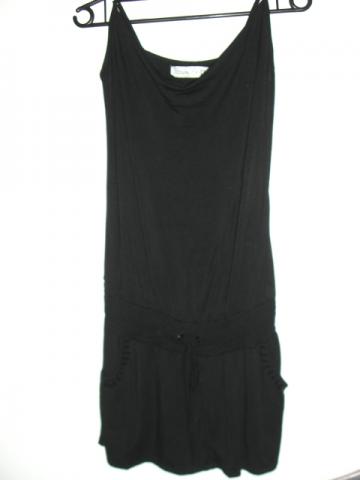 Daiktas SIUNTIMA APMOKU! juoda suknute