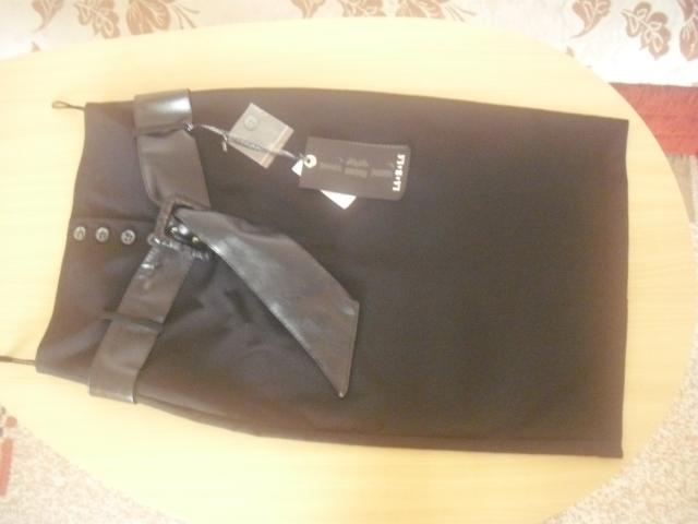 Daiktas ilgu liemeniu sijonas