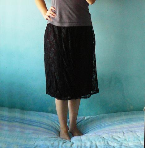 Daiktas Sijonas bordo