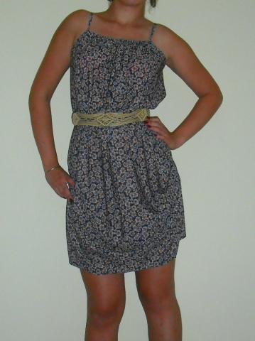 Daiktas Laabai daili suknutė :)