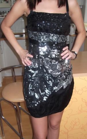 Daiktas Nuostabiai graži nauja suknelė