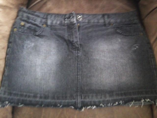 Daiktas naujas tamsei pilkas dzinsinis sijonukas