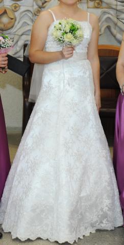 Daiktas vestuvine suknele