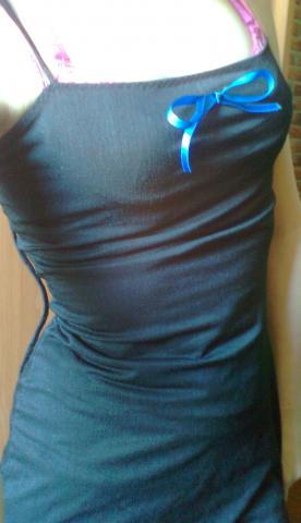 Daiktas juoda puosni suknute