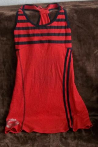 Daiktas sportine suknele