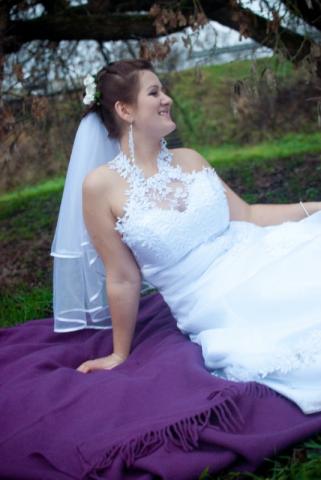 Daiktas vestuvine suknele