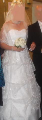 Daiktas vestuvine suknele