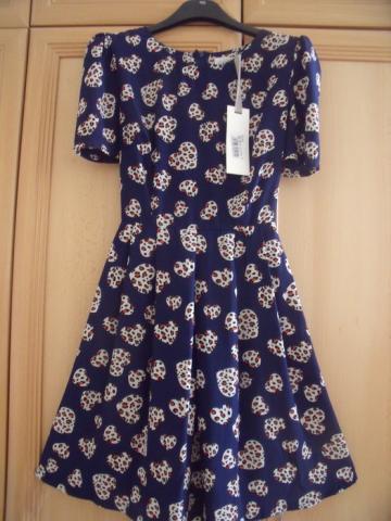 Daiktas Žaisminga suknelė