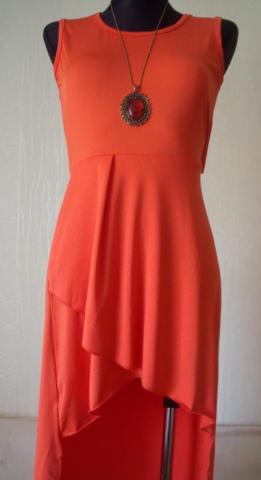 Daiktas graži suknelė įdomia nugara ''Fiesta''