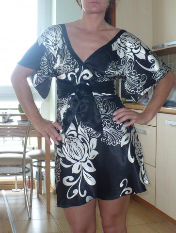 Daiktas slidi suknute