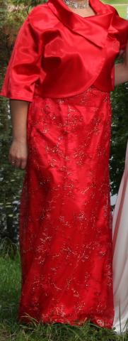 Daiktas Suknele su svarkeliu