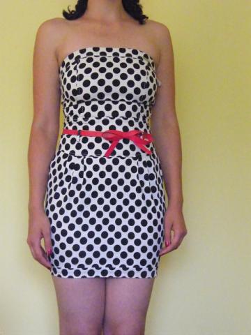 Daiktas kokteilinė suknelė