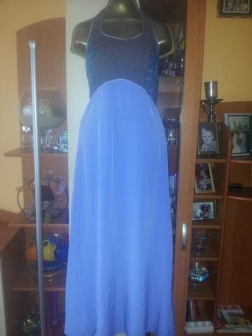 Daiktas vakarine suknele