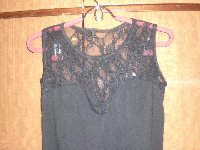 Daiktas Suknutė su nėriniais