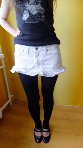 Daiktas Baltas sijonukas