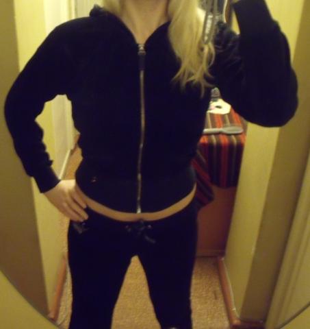 Daiktas Veliurinis kostiumas