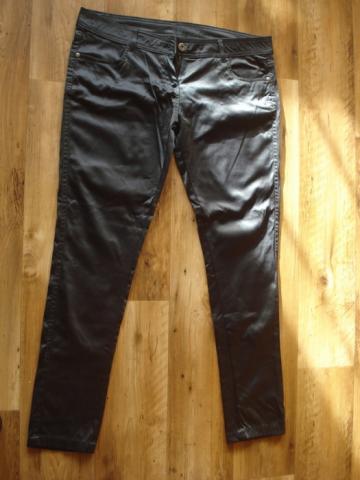 Daiktas Tamsiai pilkos atlasinės kelnės