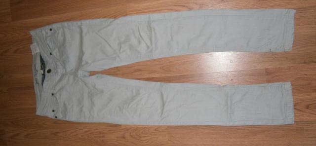 Daiktas Šviesiai pilki džinsai